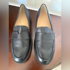 Elegant Black Loafers for Women
